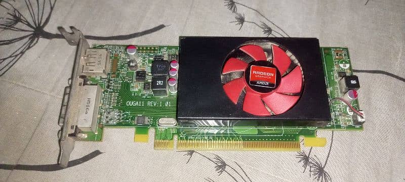 AMD Radeon R5 240 graphic card 1gb DDR 3 3