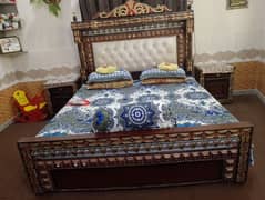 Bed set without metress showcase n sofa