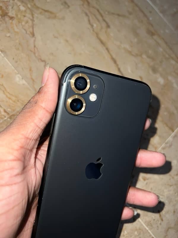 Iphone 11 128 gb With 84 Health Exchange Possible 0