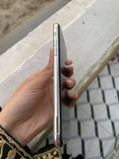 Urgent IPhone 11 pro max for sale