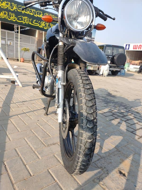 Yamaha YBR 125G 8