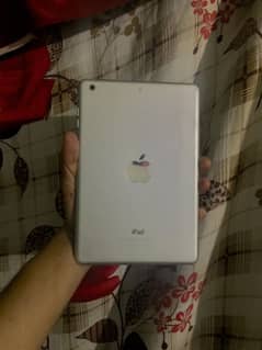 ipad mini 2 good cond. . . .