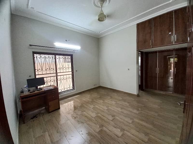 10 Marla House For Rent In Pcsir Phase 2 Near By UCP University And Shoukat Khanam 6