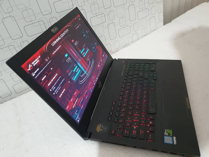 ASUS ROG CORE I7 8GEN GTX 6GB RGB KEY 10BY9 1