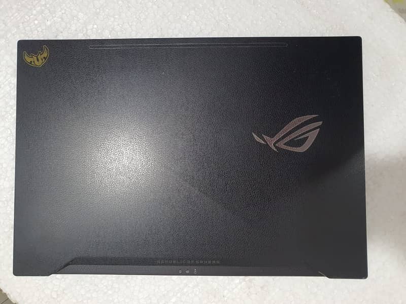 ASUS ROG CORE I7 8GEN GTX 6GB RGB KEY 10BY9 8