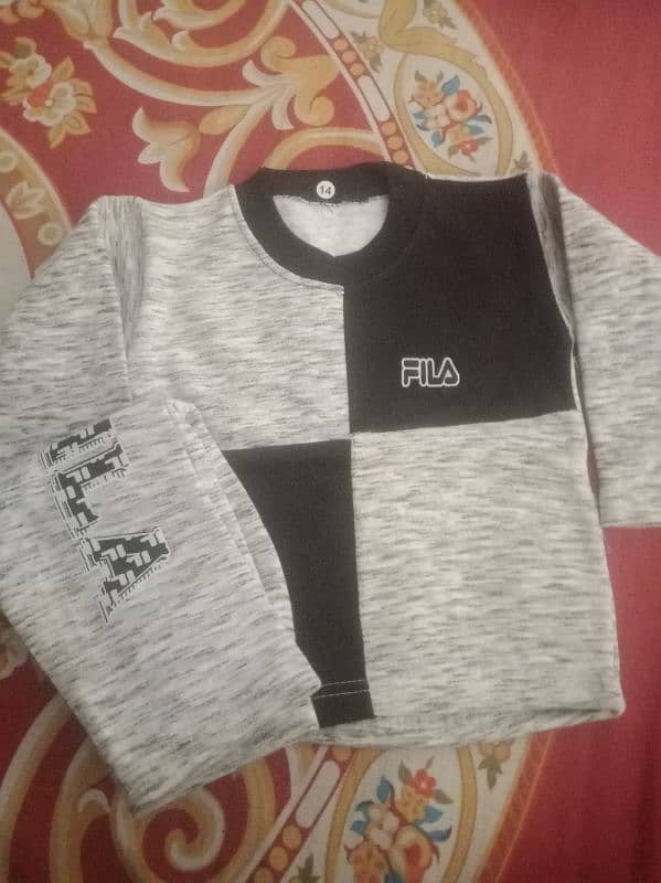 fleece tracksuit Available only 500 price 2