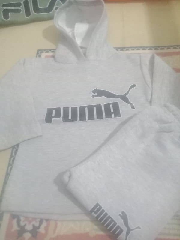 fleece tracksuit Available only 500 price 5