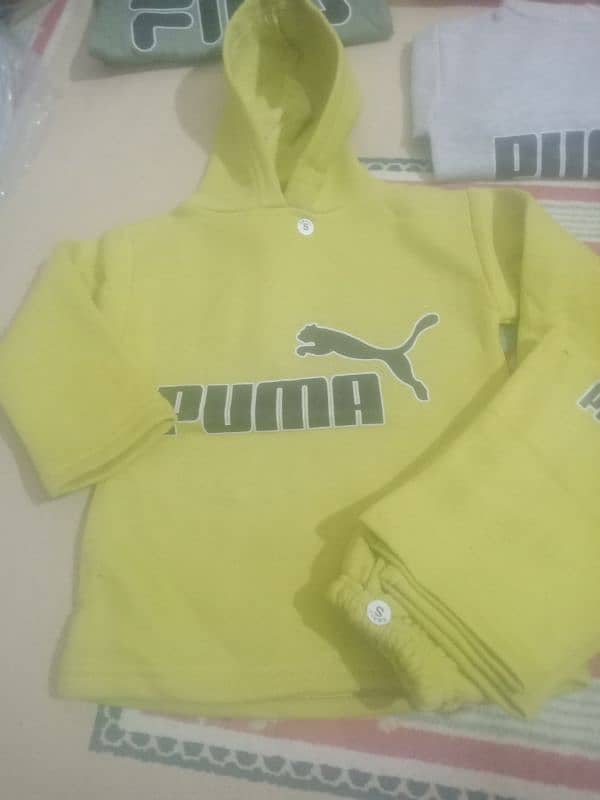 fleece tracksuit Available only 500 price 9