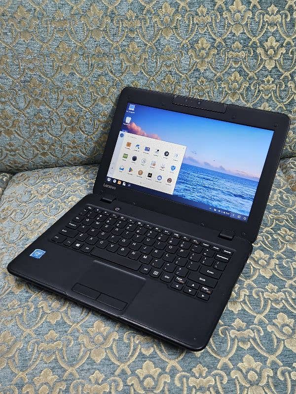 Dual Boot OS Laptop with Genuine Charger 8