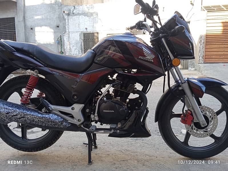 Honda CB150f Lush Condition 2