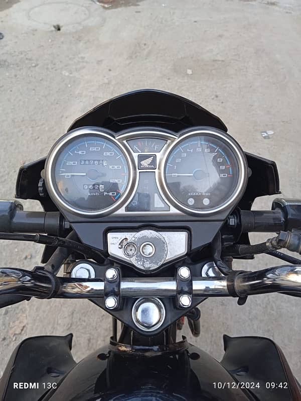 Honda CB150f Lush Condition 4