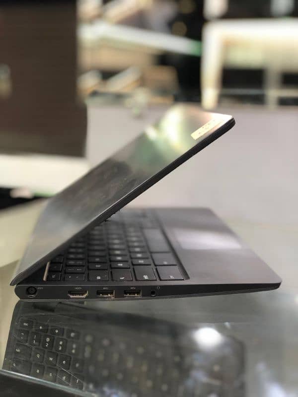 Dell Chromebook 3180 3