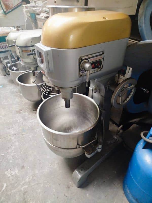 10 kg capacity dough mixer machine imported 220 voltage three speed 1