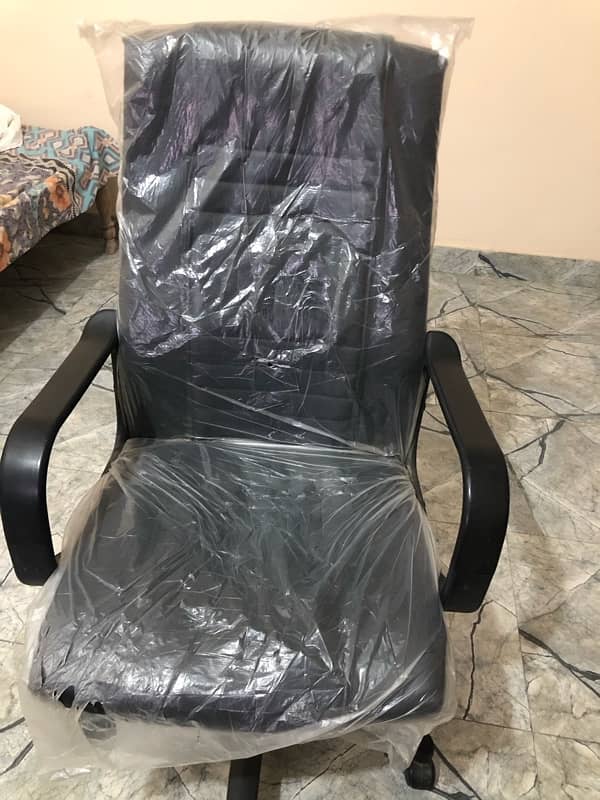 Comfortable Office chair for sale 0