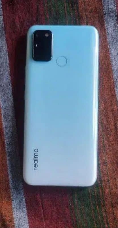 Realme 7i 8 128 with box & original charger 1