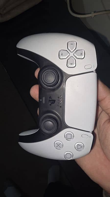 PS5 Controller 0