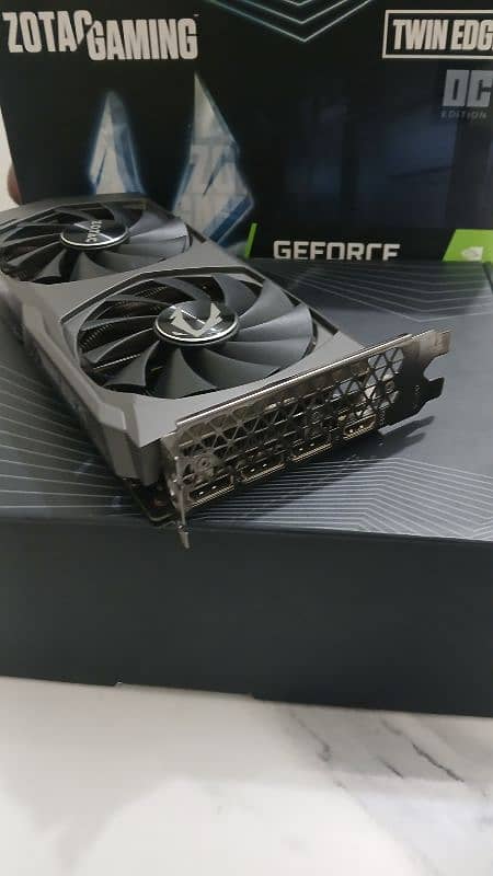 zotac rtx 3050 8gb for sale 10/10 with box 2