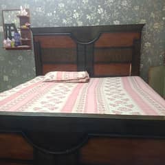 dabel bed set for urgent sale