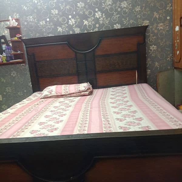 dabel bed set for urgent sale 1