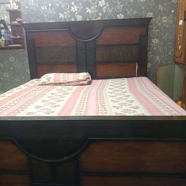 dabel bed set for urgent sale 3