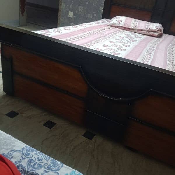 dabel bed set for urgent sale 4