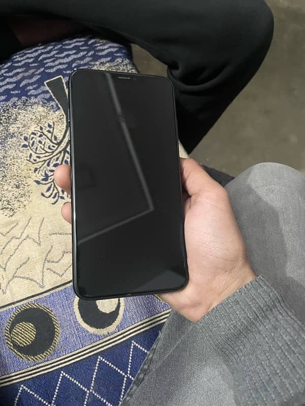 iphone Xs max dual pta approved 1