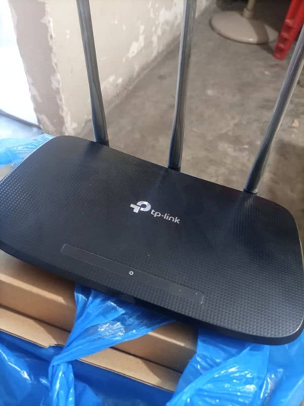 TP-Link best and fast wifi device 450mbps 3