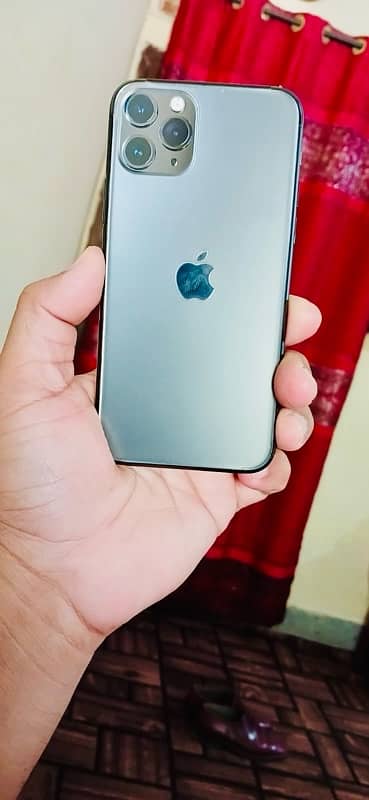 iPhone 11 Pro 256 gb dual SIM PTA Approved Waterpack 1