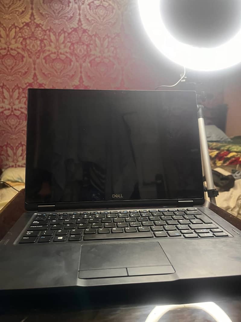 Dell Latitude 7390 11