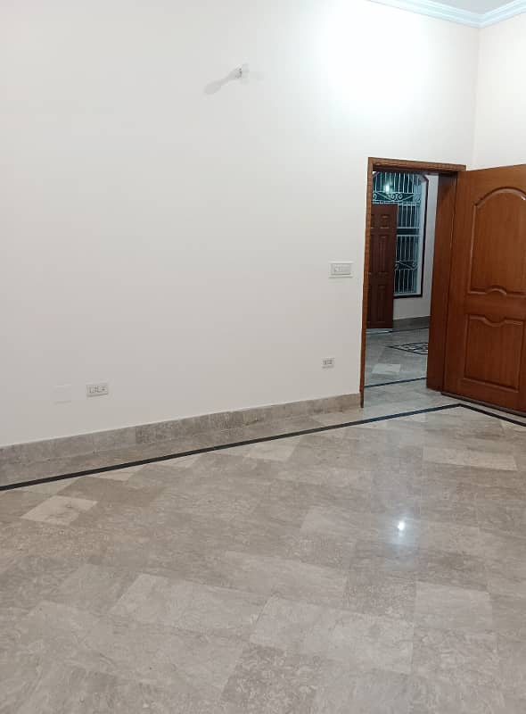 10 Marla Upper Portion For Rent At The Prime Location In Guldasht Town A Block 4