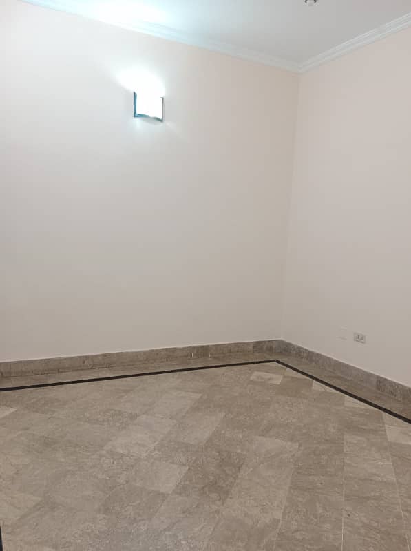 10 Marla Upper Portion For Rent At The Prime Location In Guldasht Town A Block 6