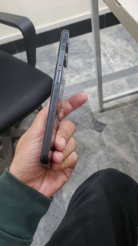 Realme C51 4 64gb for sale 3