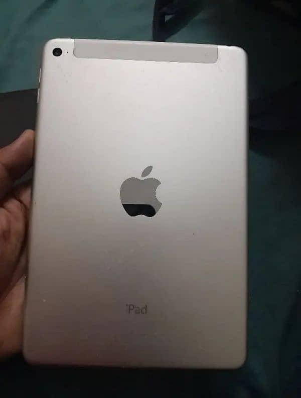 Apple ipad mini 4 32gb 15.8 IOS Version (PUBG Game Run Smoothly) 1