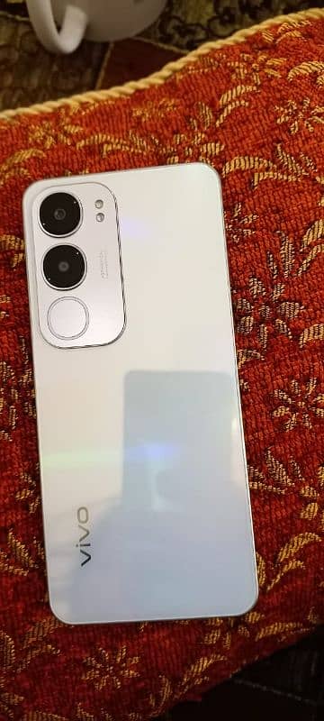 Vivo y19s just 1 week used 0