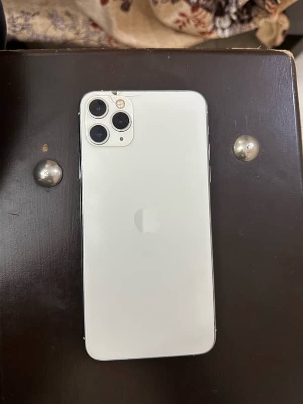 IPHONE 11 PRO MAX ( PTA APPROVED ) 1