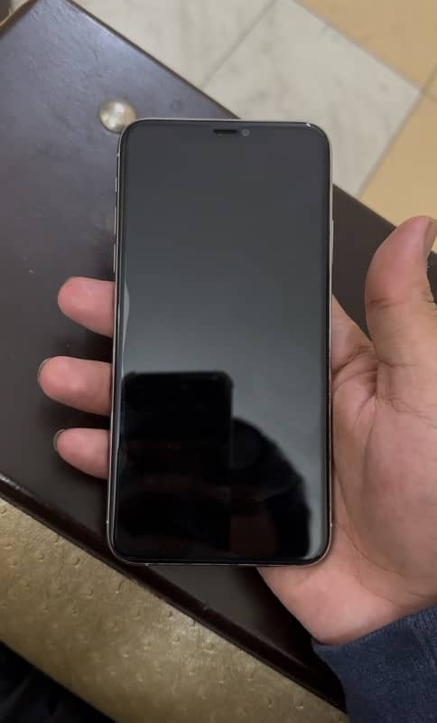 IPHONE 11 PRO MAX ( PTA APPROVED ) 3