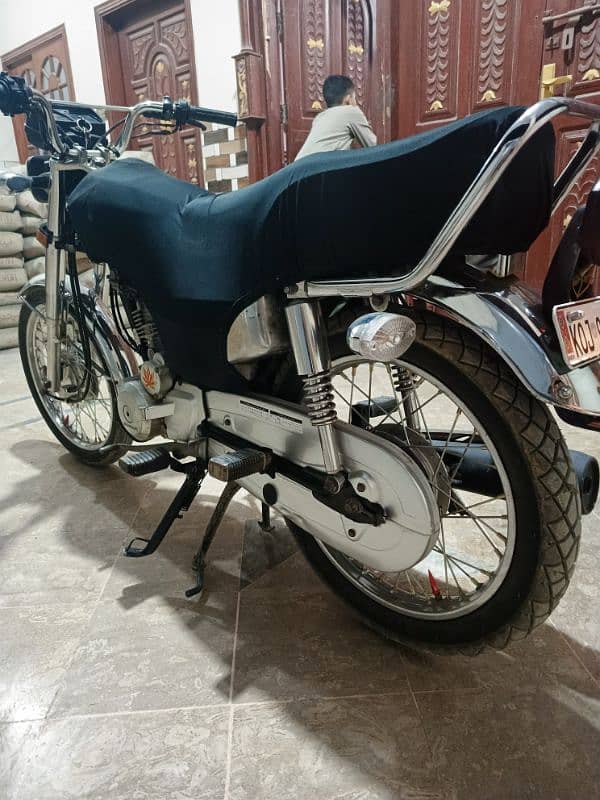 Honda 125 2021 self start baik 1