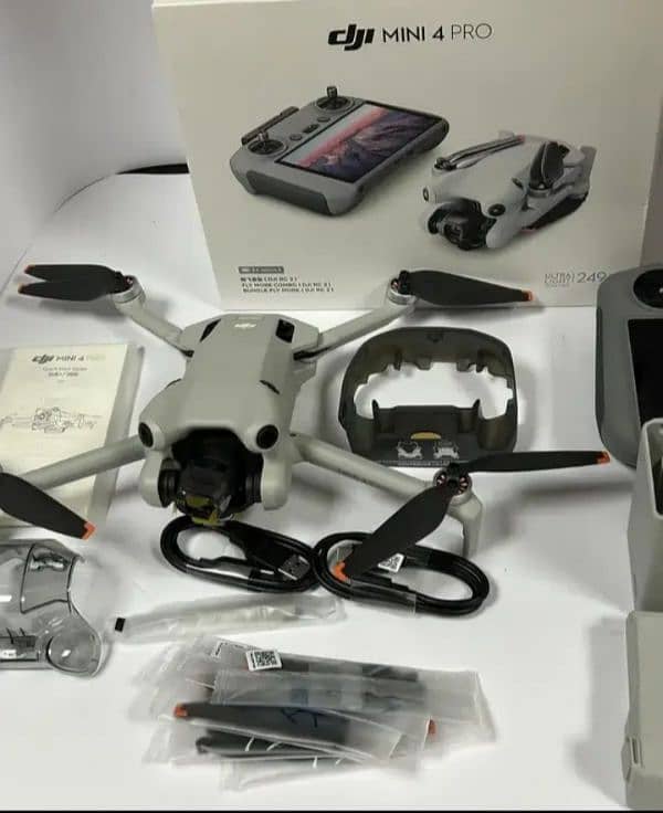 Dji Mini 4 pro combo plus brand new Fresh 10/10 0