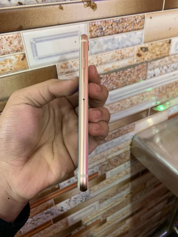 iPhone 8 64gb non pta 1