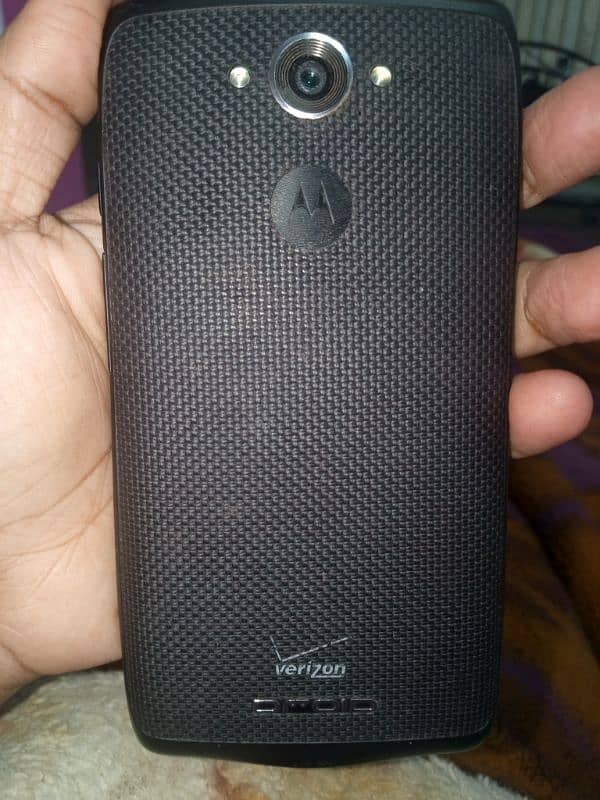 MOTOROLA DROID TURBO 3/32 FOR SALE 0