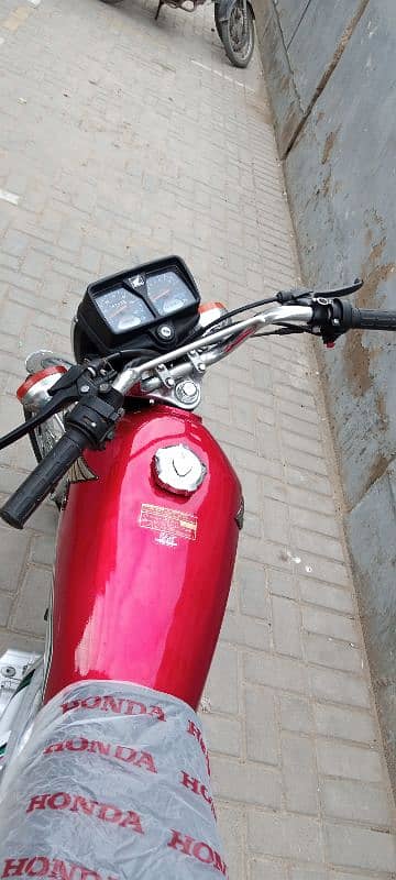 Honda 125 Special Edition 2023 Model Karachi Number 4