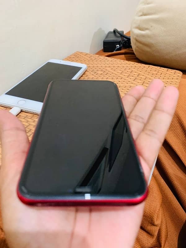 Iphone 11 128gb PTA APPROVED WITH BOX 6