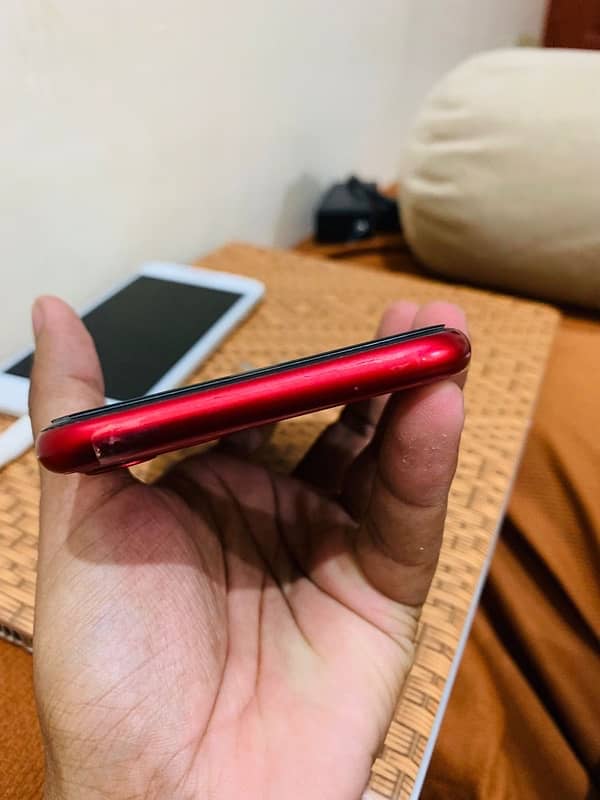 Iphone 11 128gb PTA APPROVED WITH BOX 7