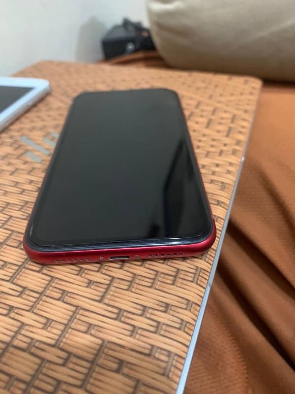 Iphone 11 128gb PTA APPROVED WITH BOX 8