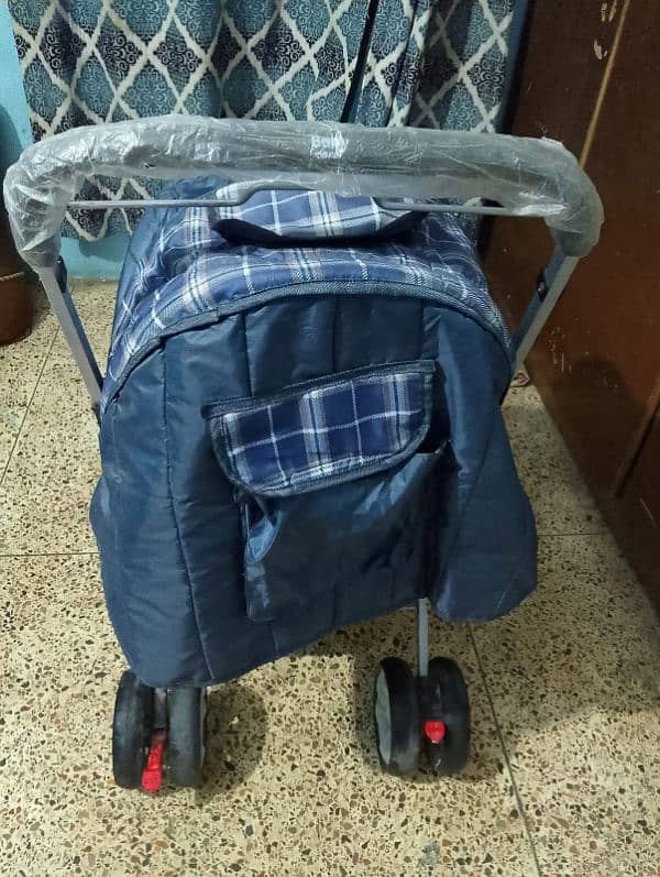 baby Care stroller 2