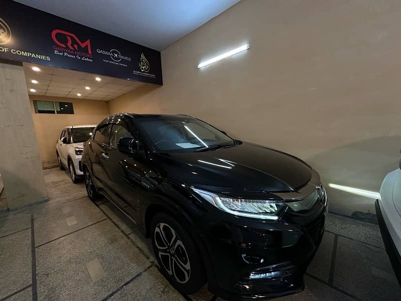 Honda Vezel 2019 low millage 4 GRADE 2024 FRESH  2018 2020 chr 12