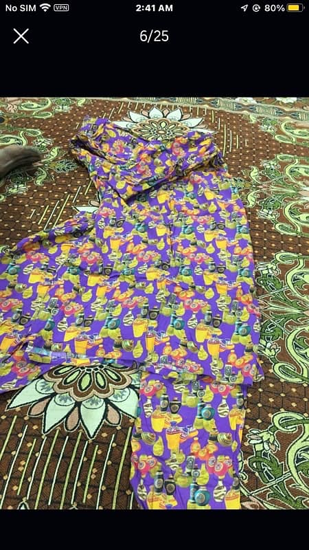 lawn kurties available in low prizes some 2 pcs medium and small 10