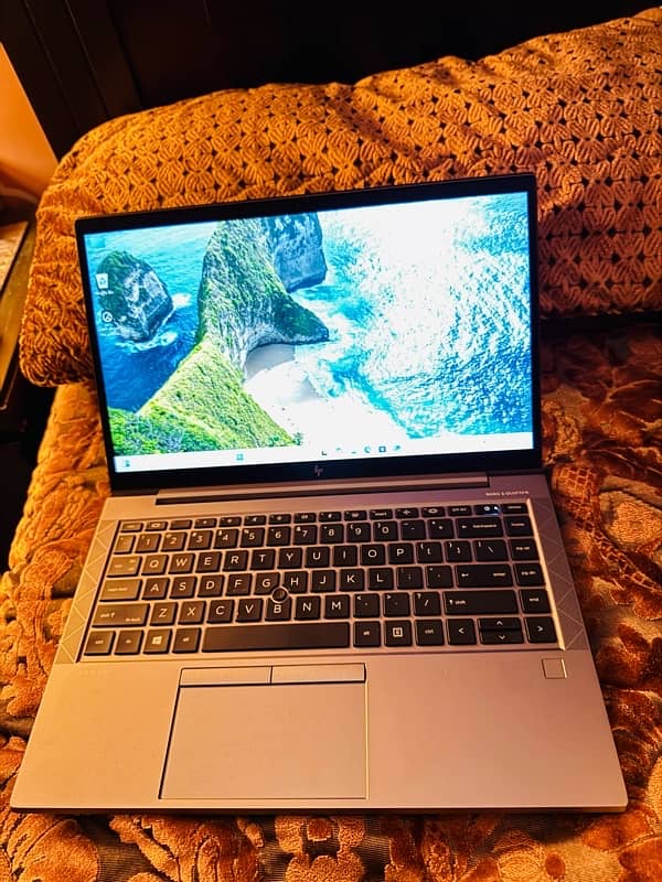 Hp Zbook Firefly (Core i5 10th Gen) 1