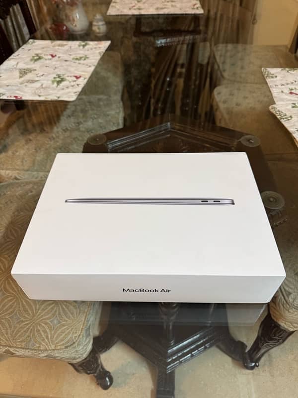 Apple MacBook M1 4