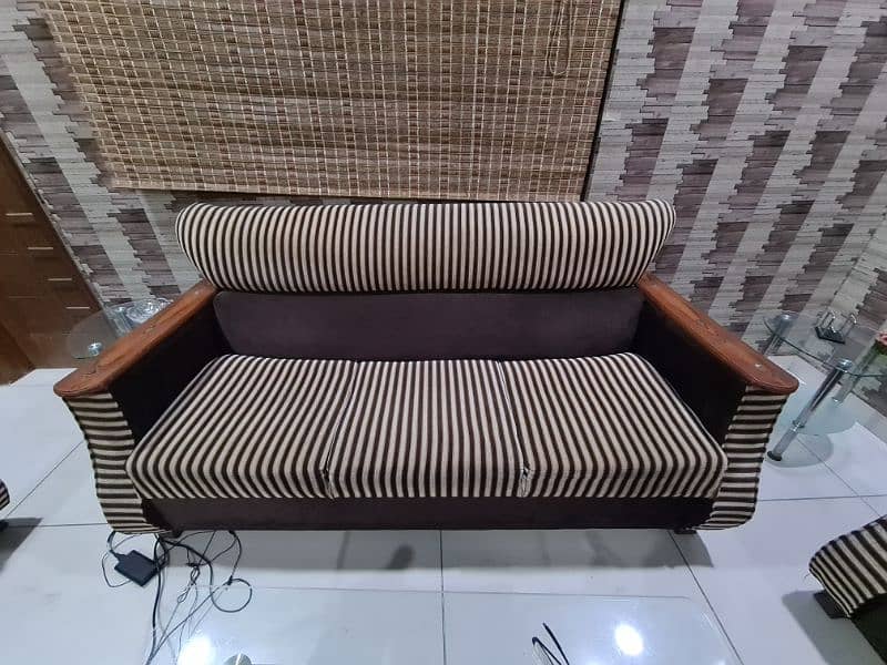 Premium Quality 7 Seater Sofa at low rate because we are shifting 2